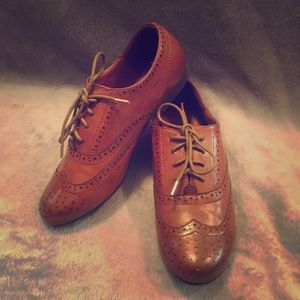Brown Lace-Up Oxford Style Loafers
